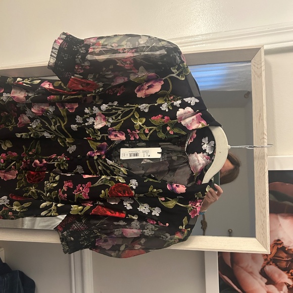 Blouse - Picture 4 of 6